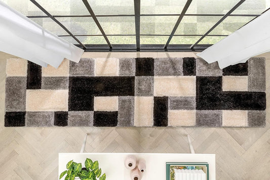 Munira Shaggy Runner