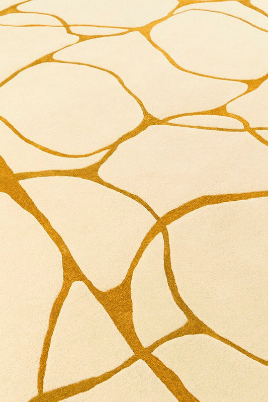 Riverstone Ivory & Gold Hand Tufted Wool Rug – full view